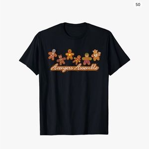 Avengers marvel Gingerbread shirt size medium
